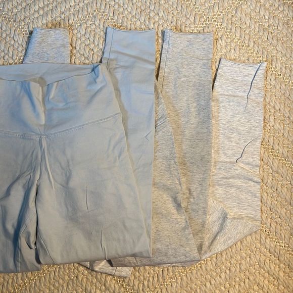 Set of three pair size small Arizia TNA leggings made in Cambodia - Picture 2 of 5
